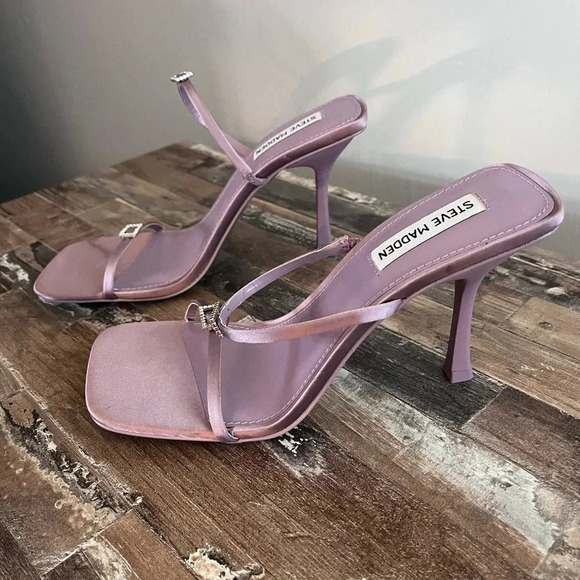 Steve Madden Purple Satin Ankle Strap Heel Women Size 8.5 - Picture 1 of 4